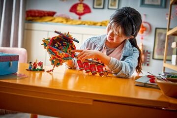 LEGO® Fortune Firecracker