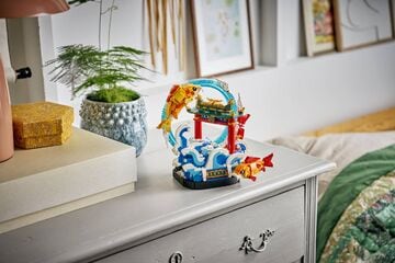 LEGO® Prosperity Carp Leaping