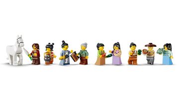 LEGO® Ancient Moon-Gazing Inn