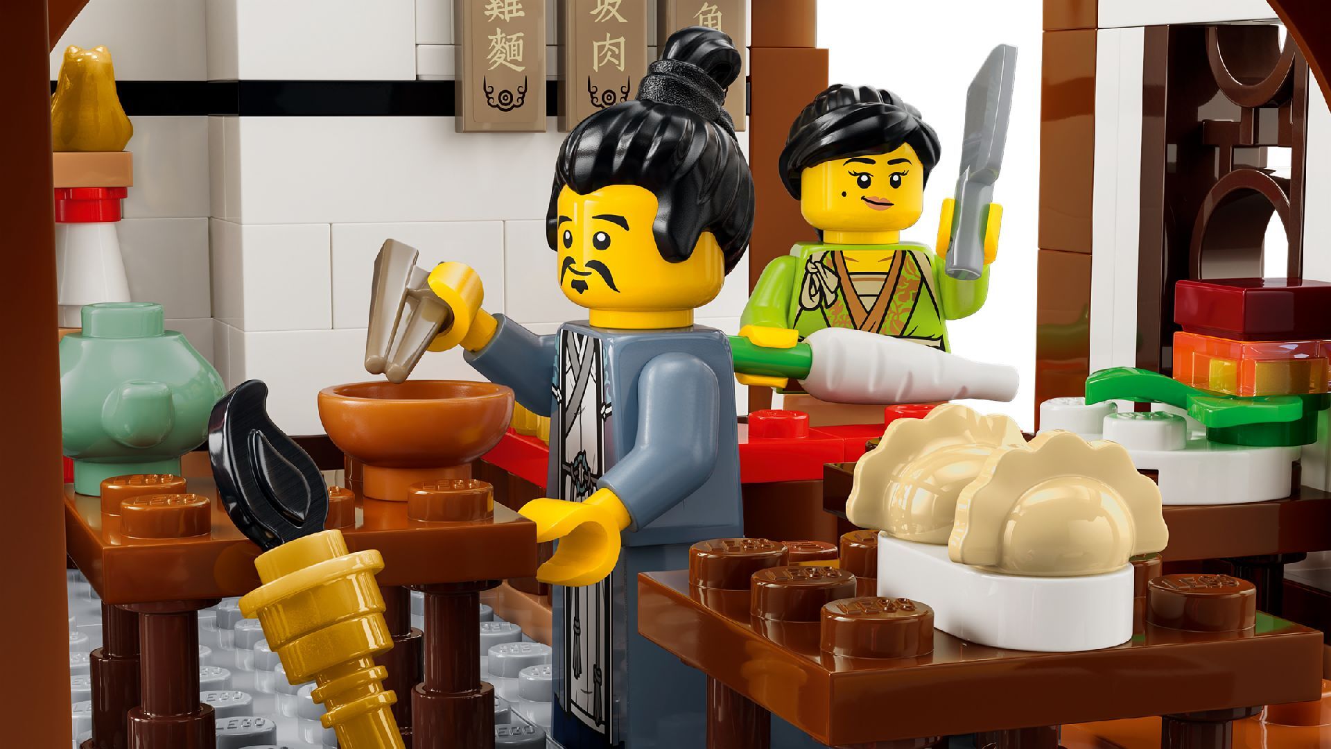 LEGO® Ancient Moon-Gazing Inn