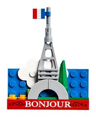 LEGO® Eiffel Tower Magnet Build