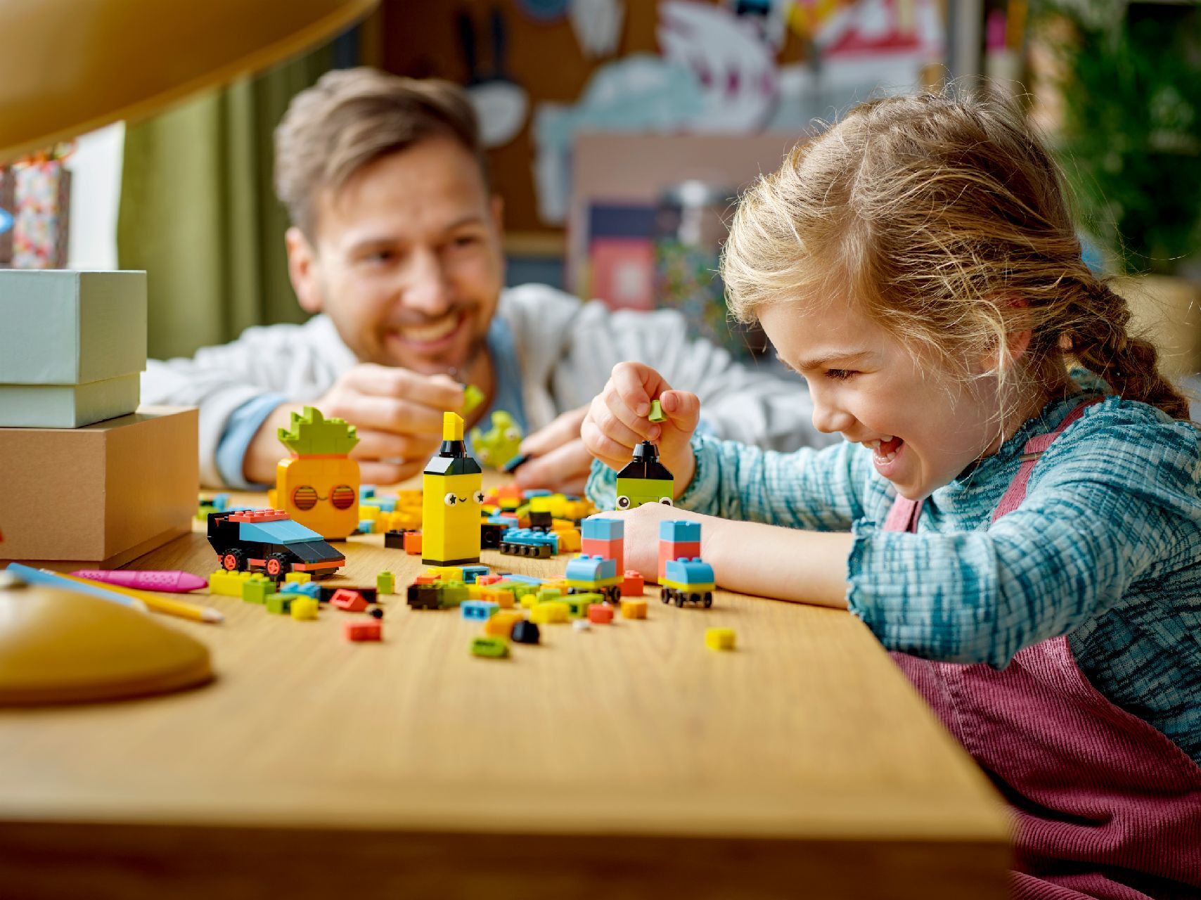 LEGO® Creative Neon Fun