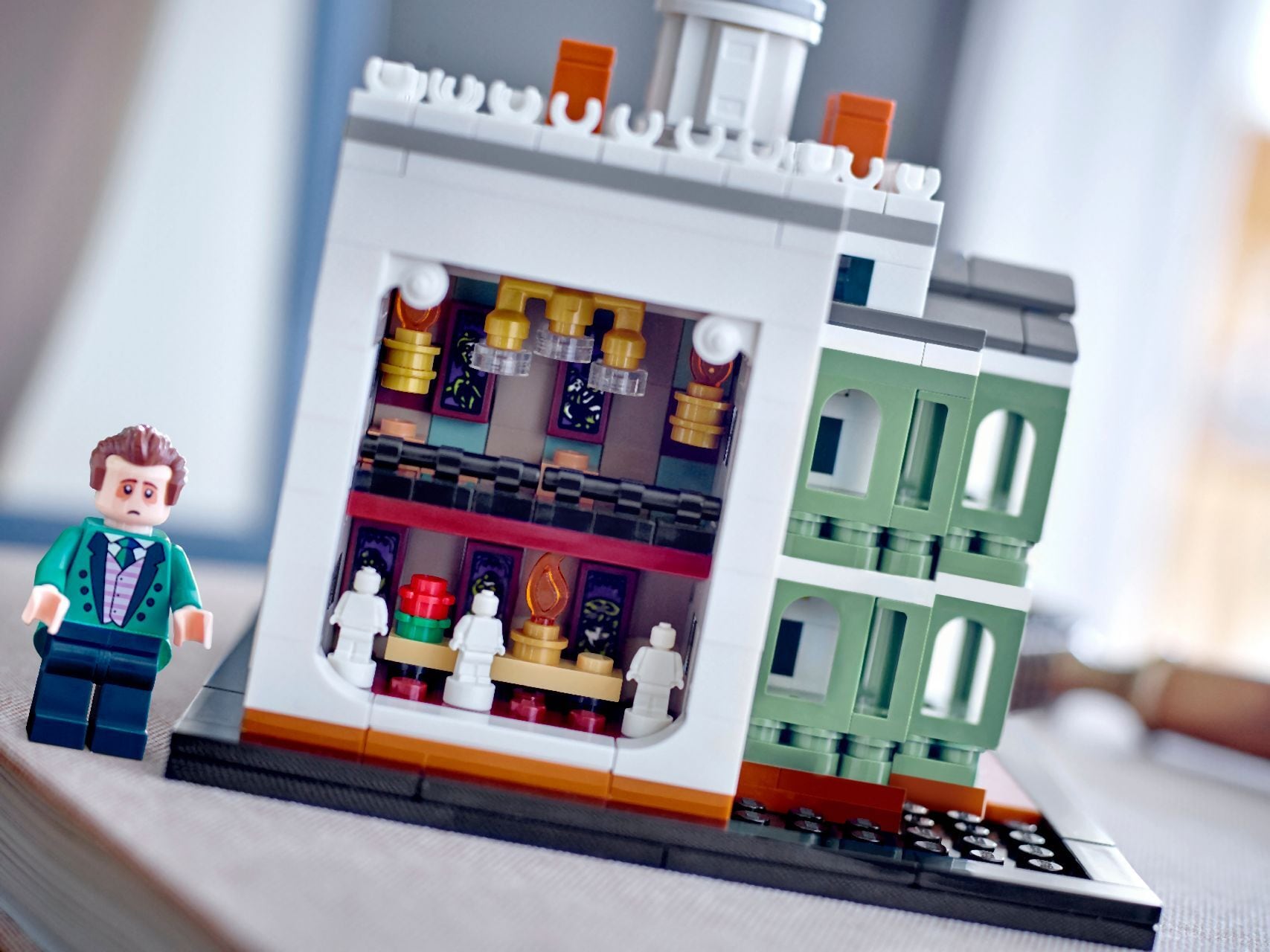 LEGO® Mini Disney The Haunted Mansion