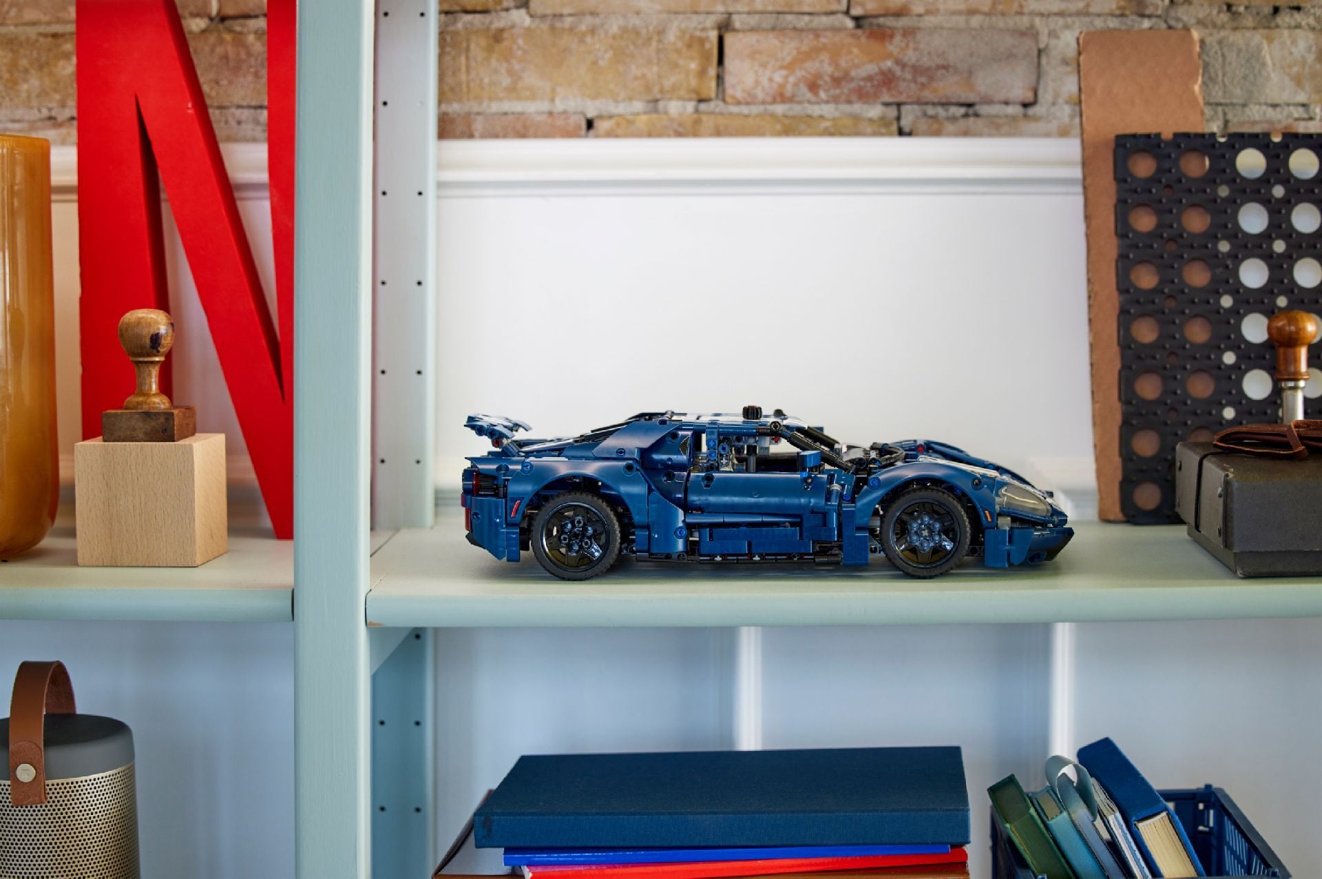 LEGO® 2022 Ford GT