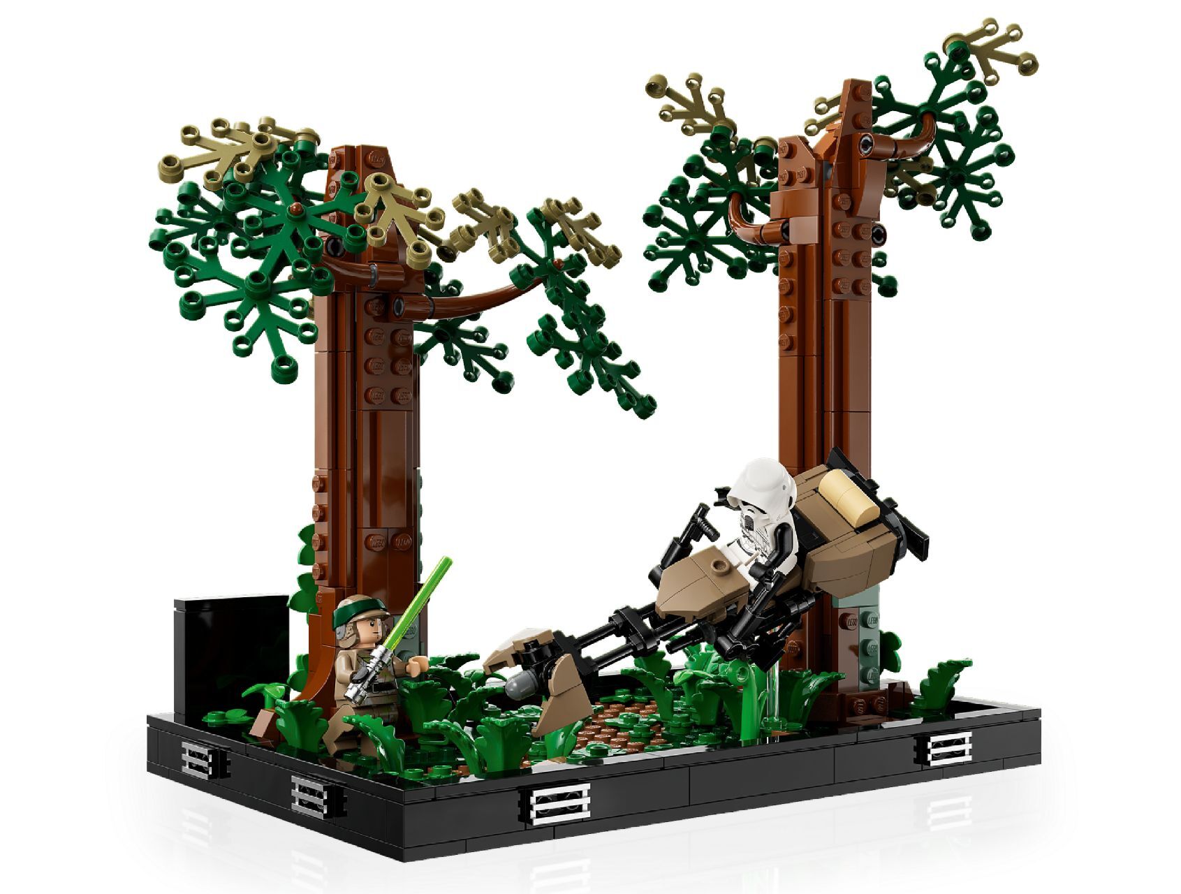LEGO® Endor™ Speeder Chase Diorama