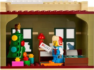 LEGO® Holiday Main Street