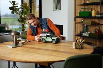 LEGO® Land Rover Classic Defender 90
