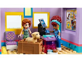 LEGO® Dog Rescue Center