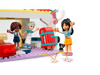 LEGO® Heartlake Downtown Diner