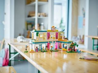 LEGO® Heartlake International School