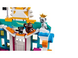 لعبة بناء فندق القطط من ليغو®