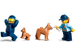 LEGO® Mobile Police Dog Training