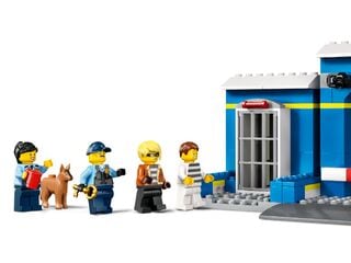 LEGO® Police Station Chase