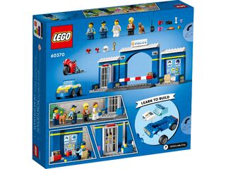 LEGO® Police Station Chase
