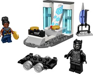 LEGO® Shuri's Lab